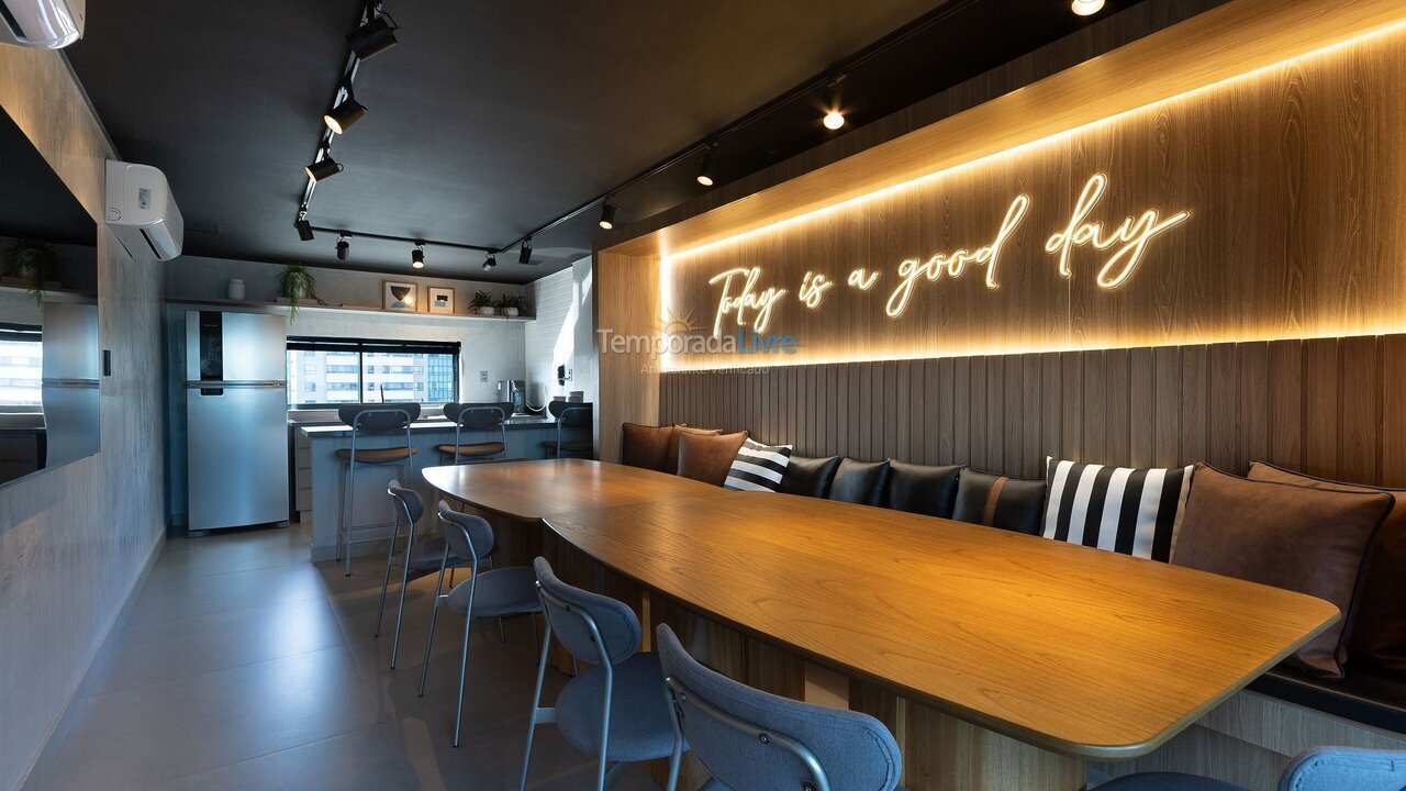 Apartamento para aluguel de temporada em Salvador (Ba Praia da Armação)