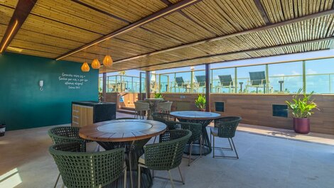 Rooftop Orla Tamandaré #307 by Carpediem