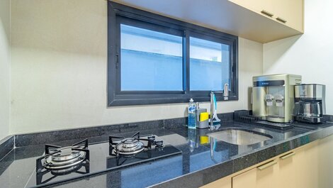 Eco Pier #110 - High Wall by Carpediem