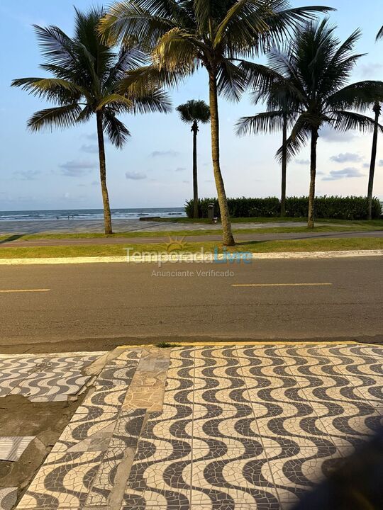 Apartamento para aluguel de temporada em Praia Grande (Jardim Real)