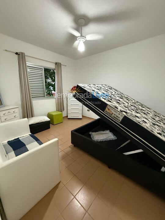 Apartamento para aluguel de temporada em Praia Grande (Jardim Real)