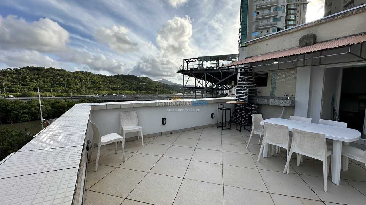 Apartamento para aluguel de temporada em Balneário Camboriú (Barra Sul)