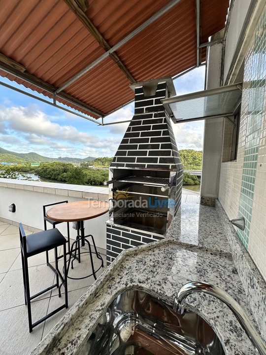 Apartamento para aluguel de temporada em Balneário Camboriú (Barra Sul)