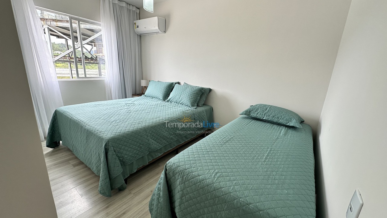 Apartamento para aluguel de temporada em Balneário Camboriú (Barra Sul)