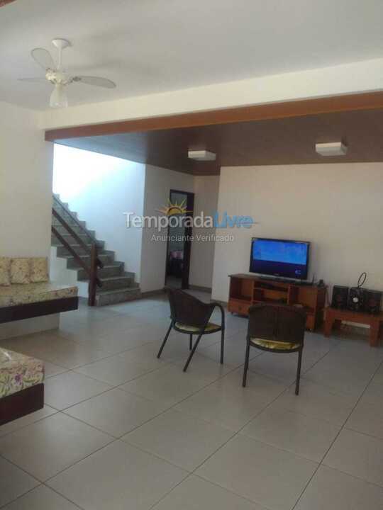 Casa para aluguel de temporada em Camaçari (Praia de Guarajuba)