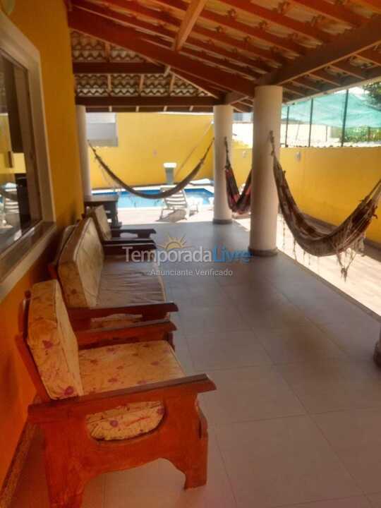 Casa para aluguel de temporada em Camaçari (Praia de Guarajuba)