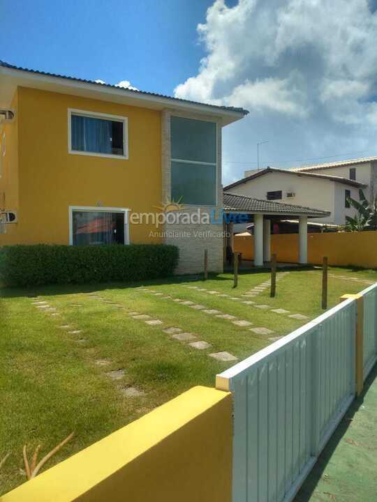 Casa para aluguel de temporada em Camaçari (Praia de Guarajuba)
