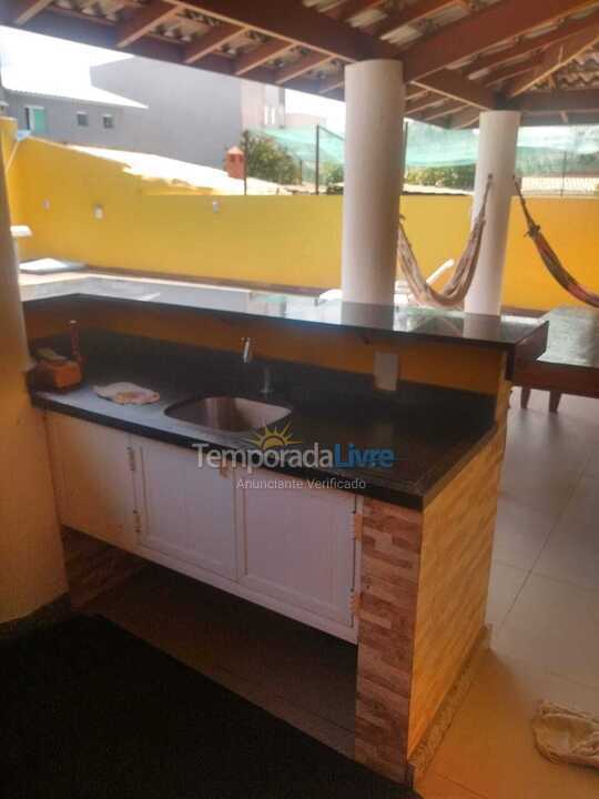 Casa para aluguel de temporada em Camaçari (Praia de Guarajuba)
