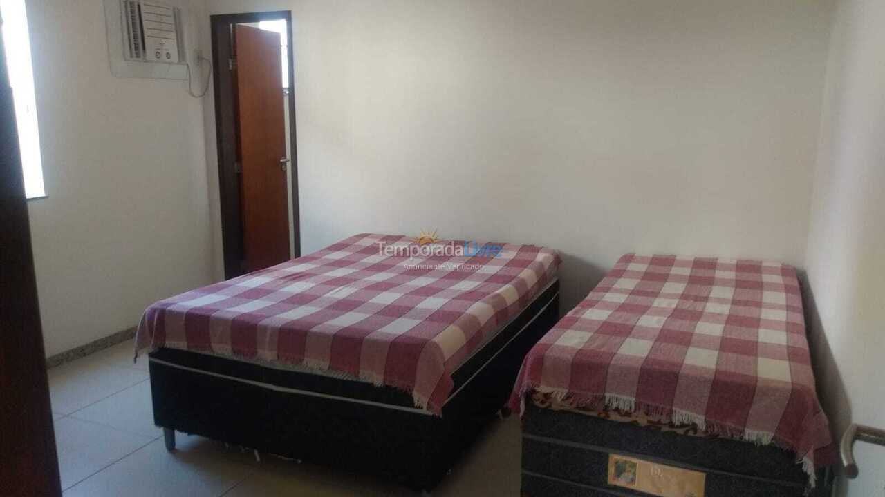 Casa para aluguel de temporada em Camaçari (Praia de Guarajuba)