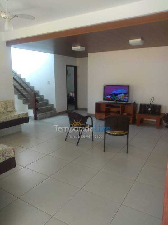 Casa para aluguel de temporada em Camaçari (Praia de Guarajuba)