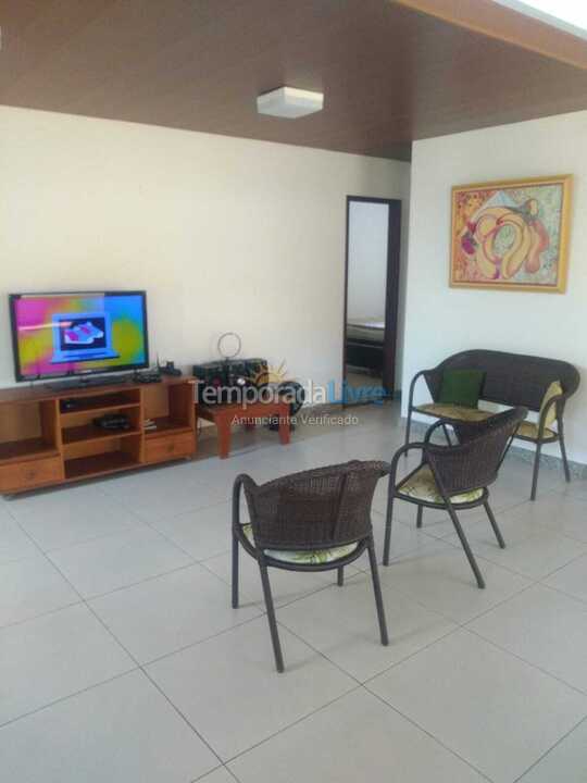 Casa para aluguel de temporada em Camaçari (Praia de Guarajuba)