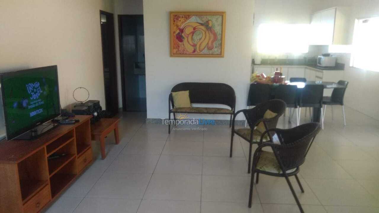 Casa para aluguel de temporada em Camaçari (Praia de Guarajuba)