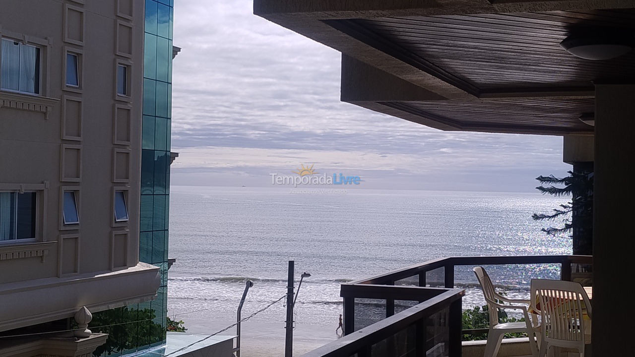 Apartment for vacation rental in Itapema (Meia Praia)