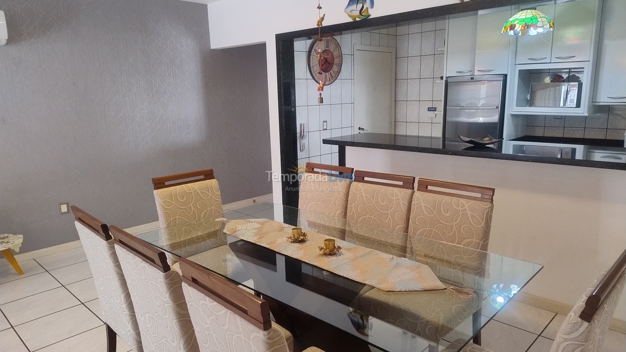 Apartment for vacation rental in Itapema (Meia Praia)