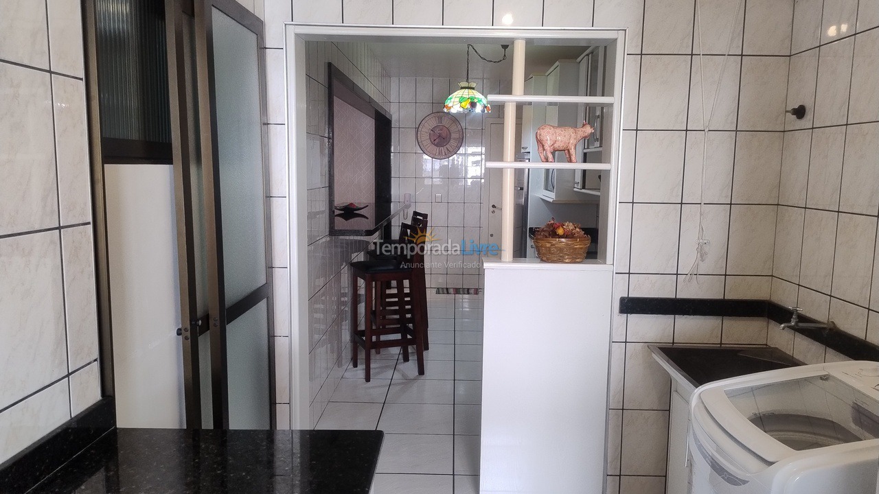 Apartment for vacation rental in Itapema (Meia Praia)