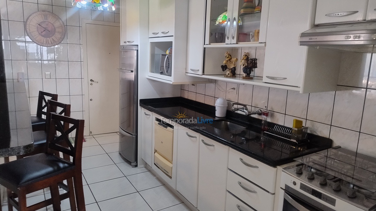 Apartment for vacation rental in Itapema (Meia Praia)