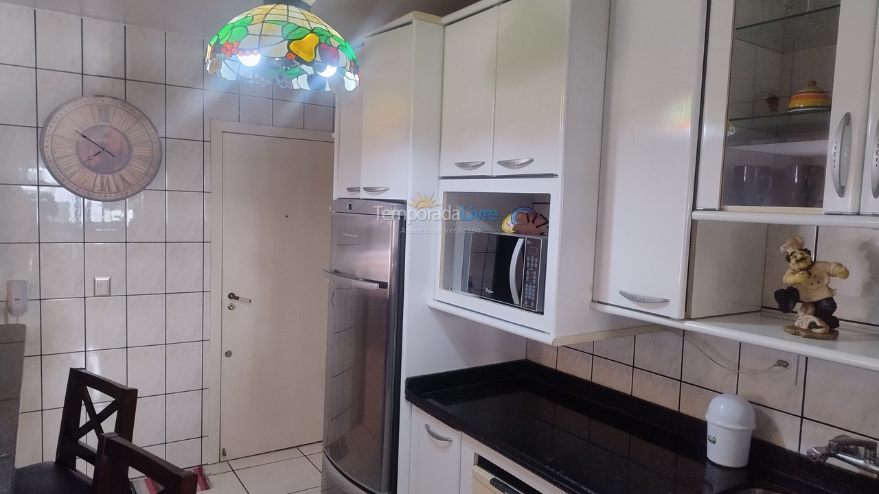 Apartment for vacation rental in Itapema (Meia Praia)