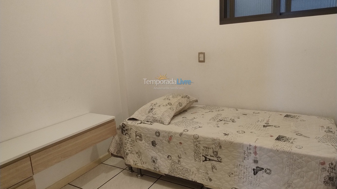 Apartment for vacation rental in Itapema (Meia Praia)