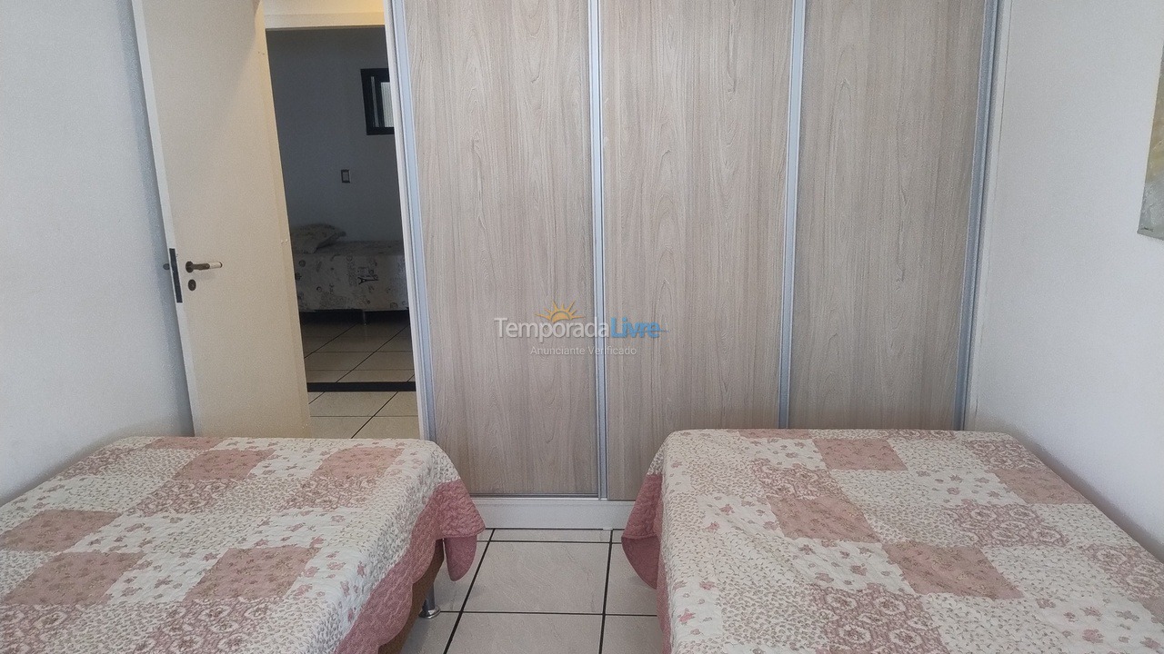 Apartment for vacation rental in Itapema (Meia Praia)