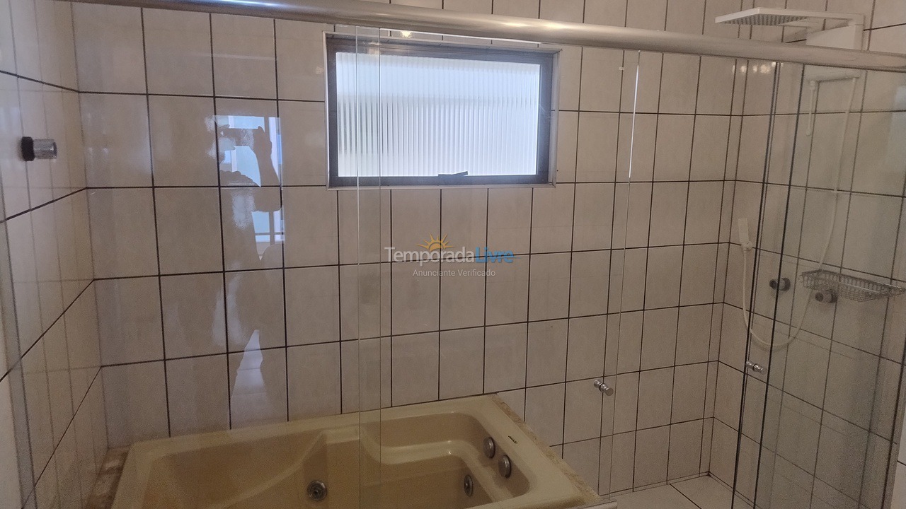 Apartment for vacation rental in Itapema (Meia Praia)