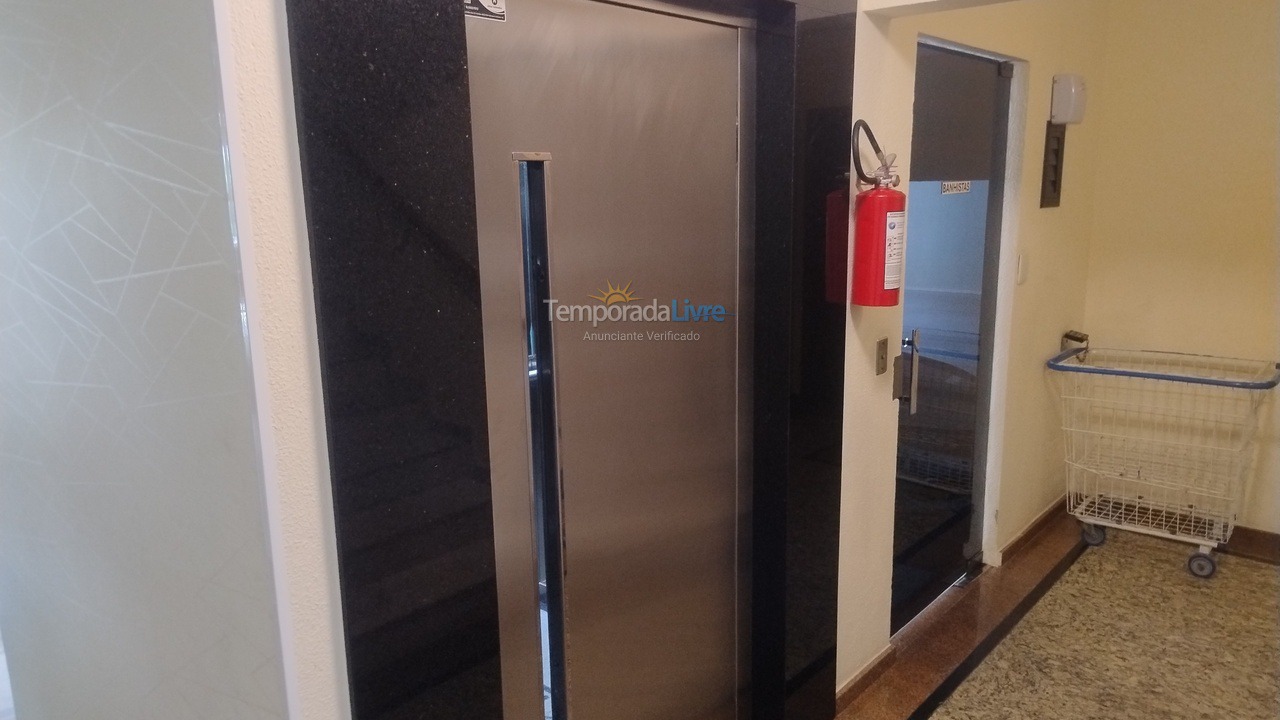 Apartment for vacation rental in Itapema (Meia Praia)