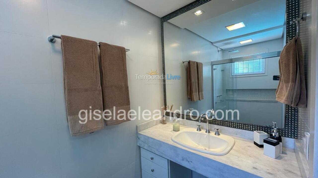 House for vacation rental in Florianopolis (Jurerê Internacional)