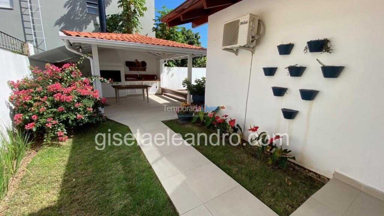 House for vacation rental in Florianopolis (Jurerê Internacional)