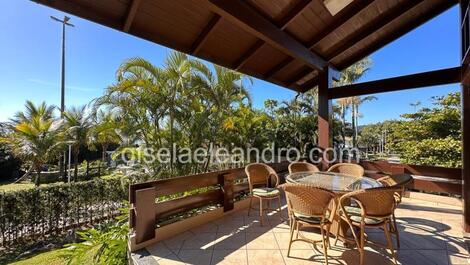 Incredible Ocean Front Mansion Jurere Internacional