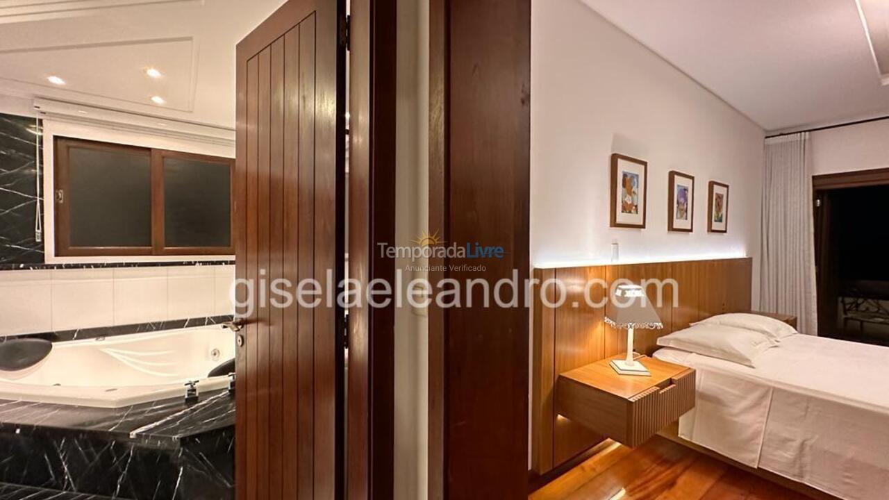 House for vacation rental in Florianopolis (Jurerê Internacional)