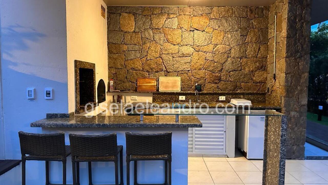 House for vacation rental in Florianopolis (Jurerê Internacional)