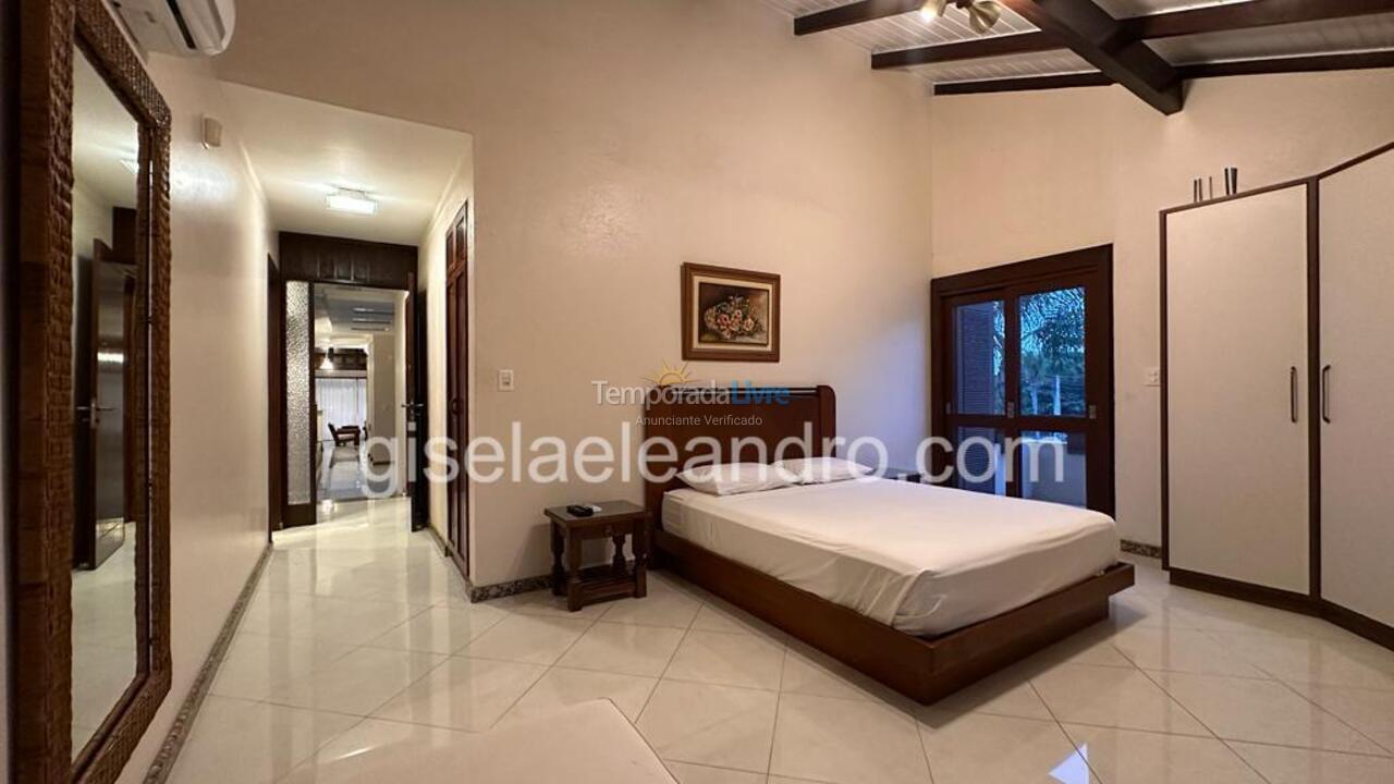 House for vacation rental in Florianopolis (Jurerê Internacional)