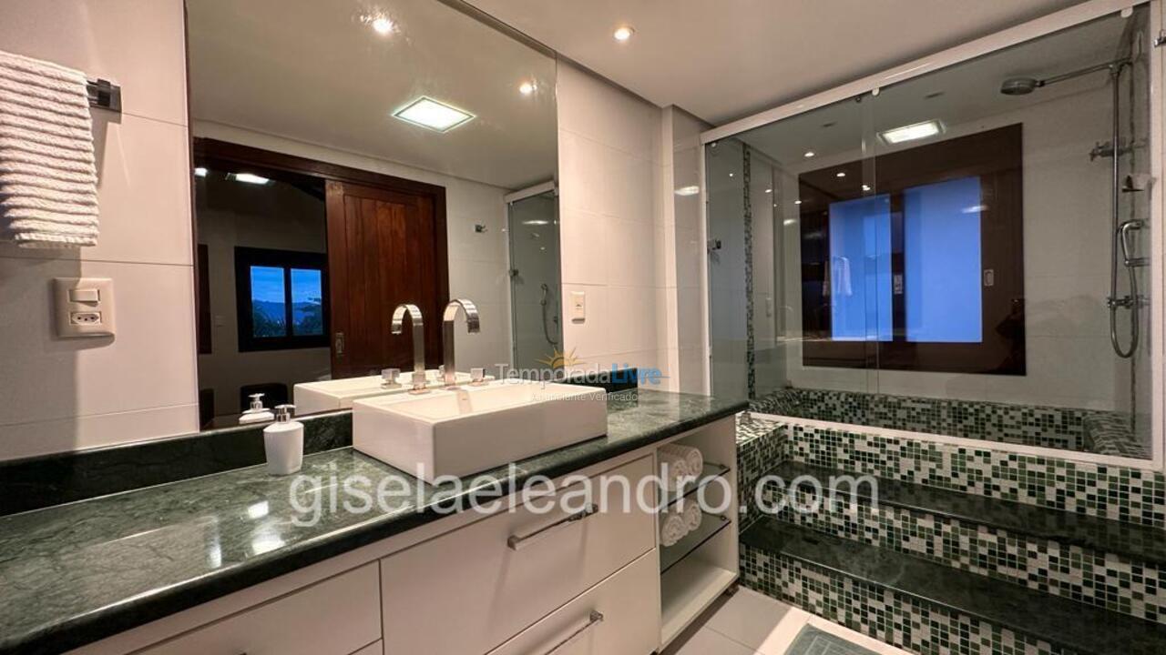 House for vacation rental in Florianopolis (Jurerê Internacional)