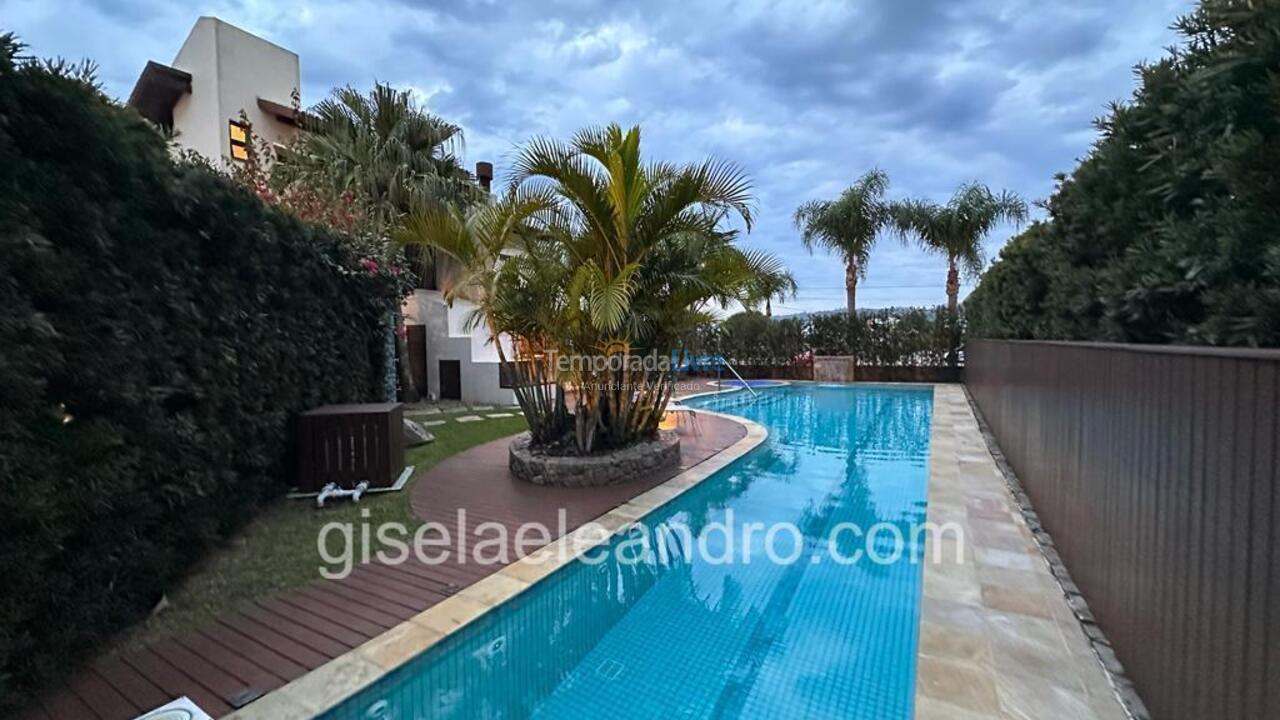 House for vacation rental in Florianopolis (Jurerê Internacional)