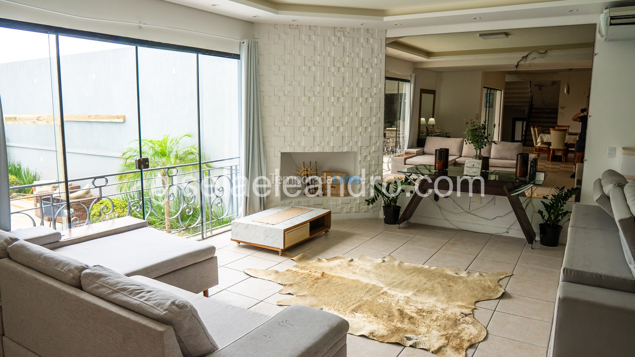 House for vacation rental in Florianopolis (Jurerê Internacional)