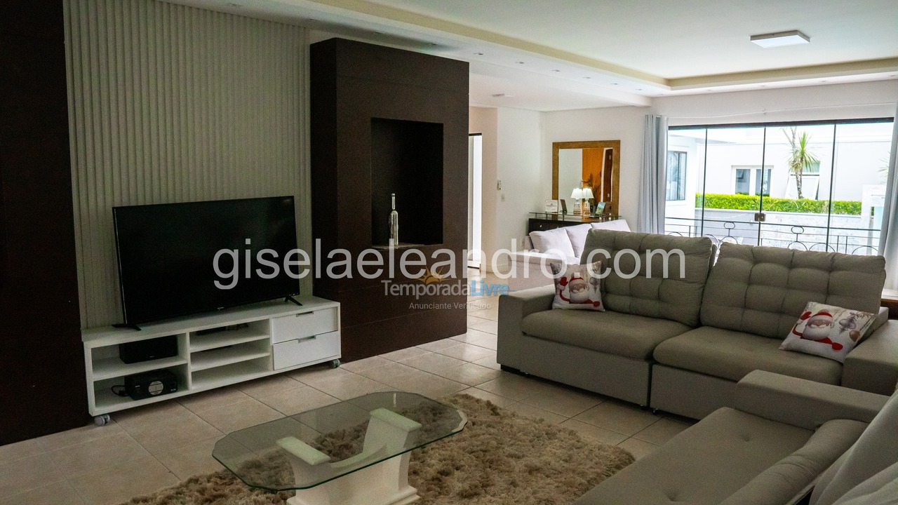 House for vacation rental in Florianopolis (Jurerê Internacional)