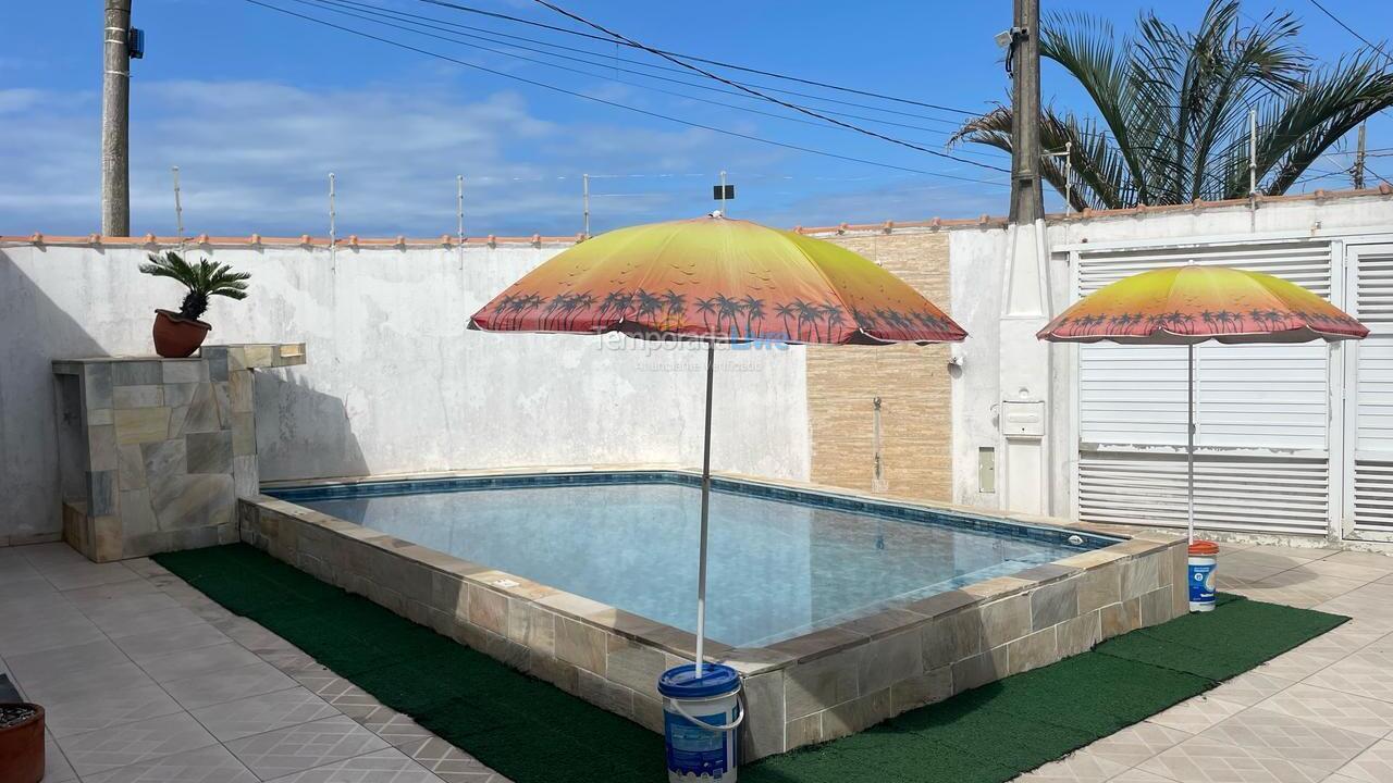 House for vacation rental in Itanhaém (Balneario Jequetiba)