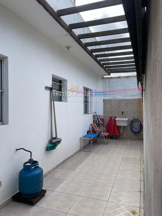 House for vacation rental in Itanhaém (Balneario Jequetiba)