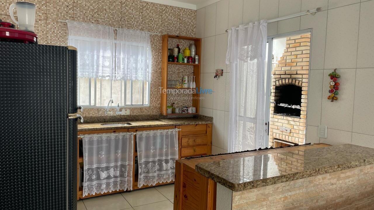 House for vacation rental in Itanhaém (Balneario Jequetiba)