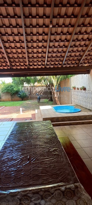 Casa para aluguel de temporada em Miguelópolis (São Paulo Brasil)