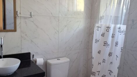 Refugio con vista al bosque y piscina