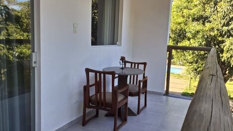 Refugio con vista al bosque y piscina