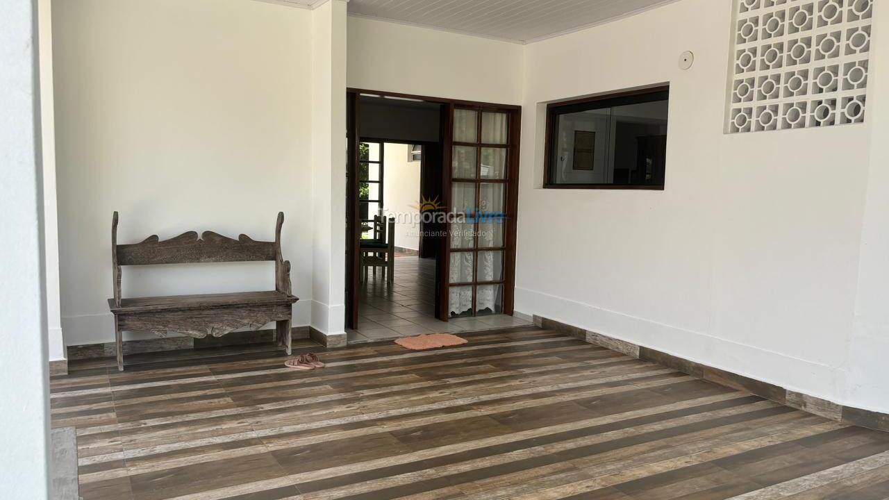 Casa para alquiler de vacaciones em Ubatuba (Praia do Tenório)