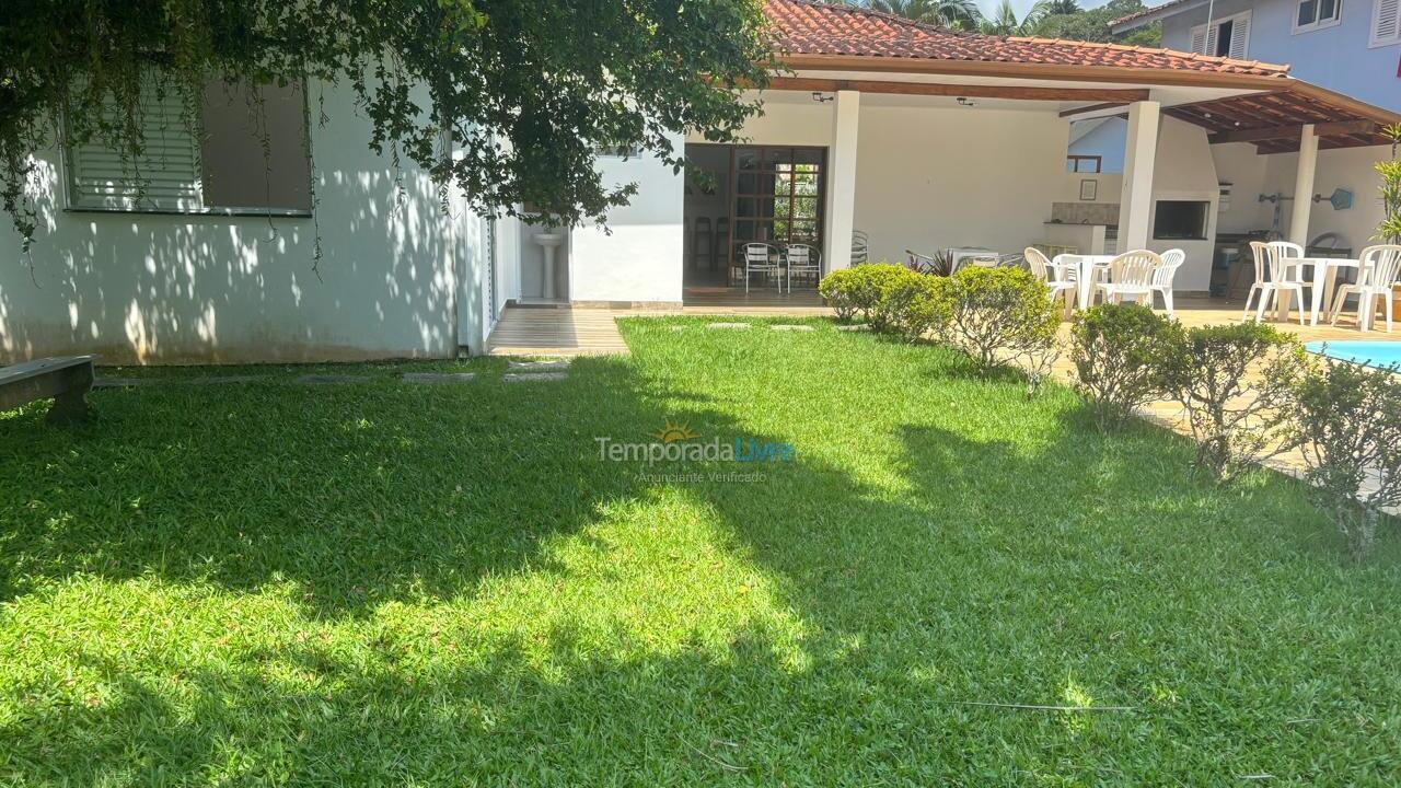 Casa para alquiler de vacaciones em Ubatuba (Praia do Tenório)