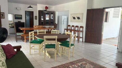 Sala - porta de entrada