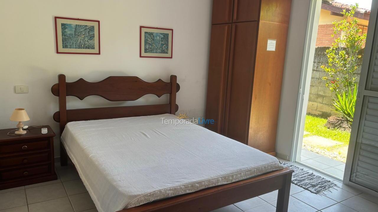 Casa para alquiler de vacaciones em Ubatuba (Praia do Tenório)