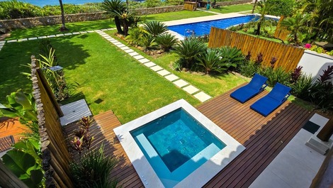 Belíssima Casa Frente ao Mar em Barra do Una Locação e Venda !