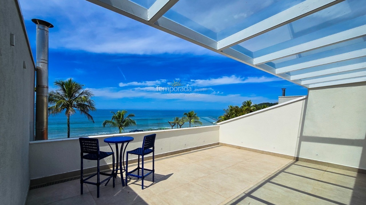 Casa para aluguel de temporada em São Sebastião (Barra do Una)