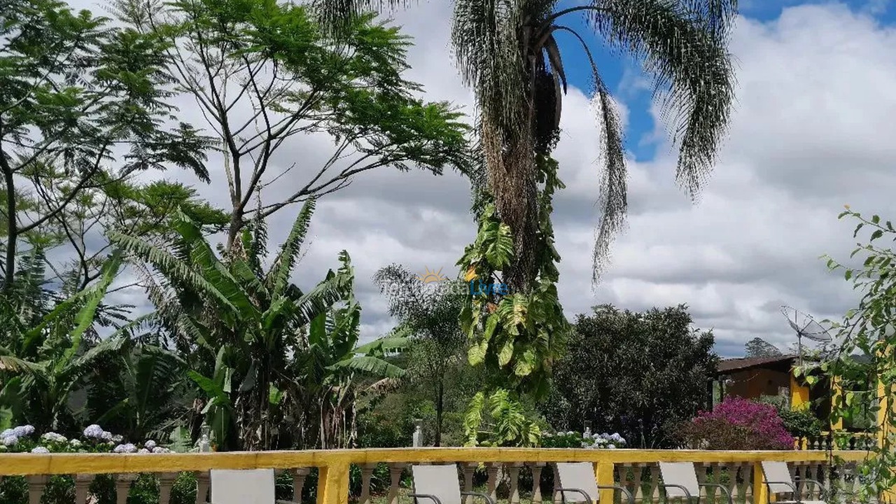 Chácara / sítio para aluguel de temporada em Itapecerica da Serra (Itaquaxiara)