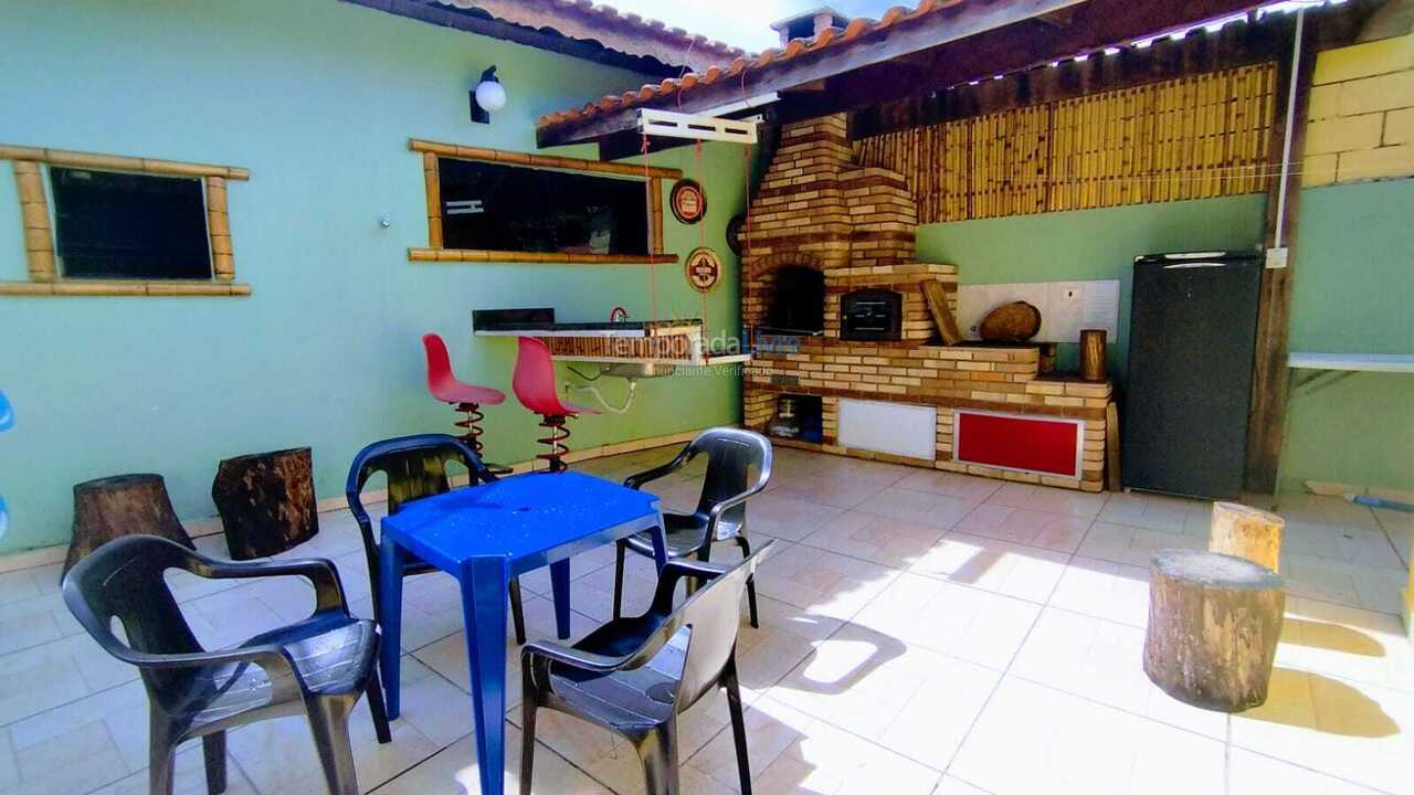 Casa para aluguel de temporada em Bertioga (Praia do Indaiá)