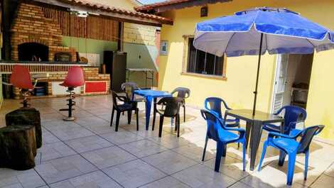 CASA COM PISCINA EM BERTIOGA INDAIÁ